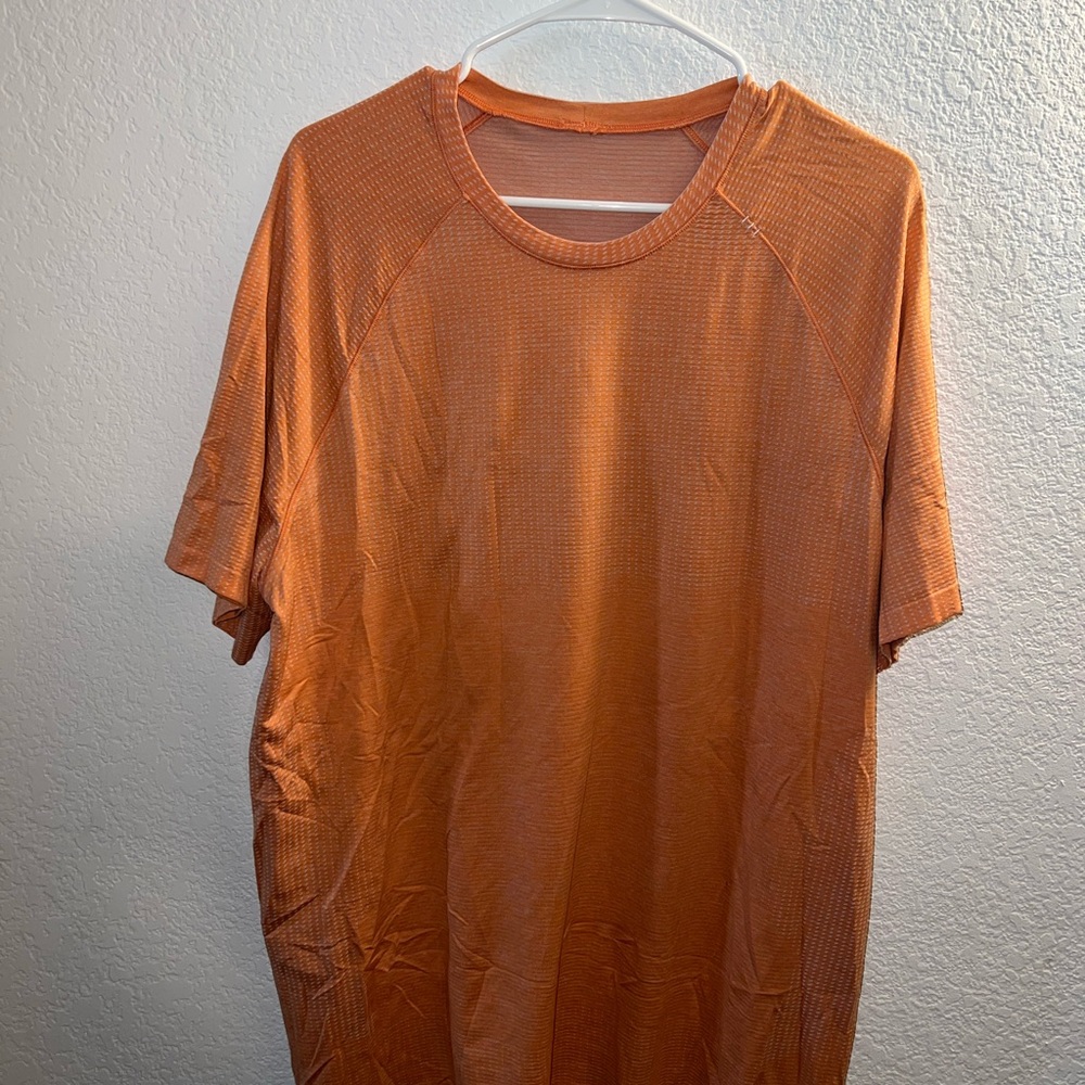 Lululemon Athletica Orange Short Sleeve Tee